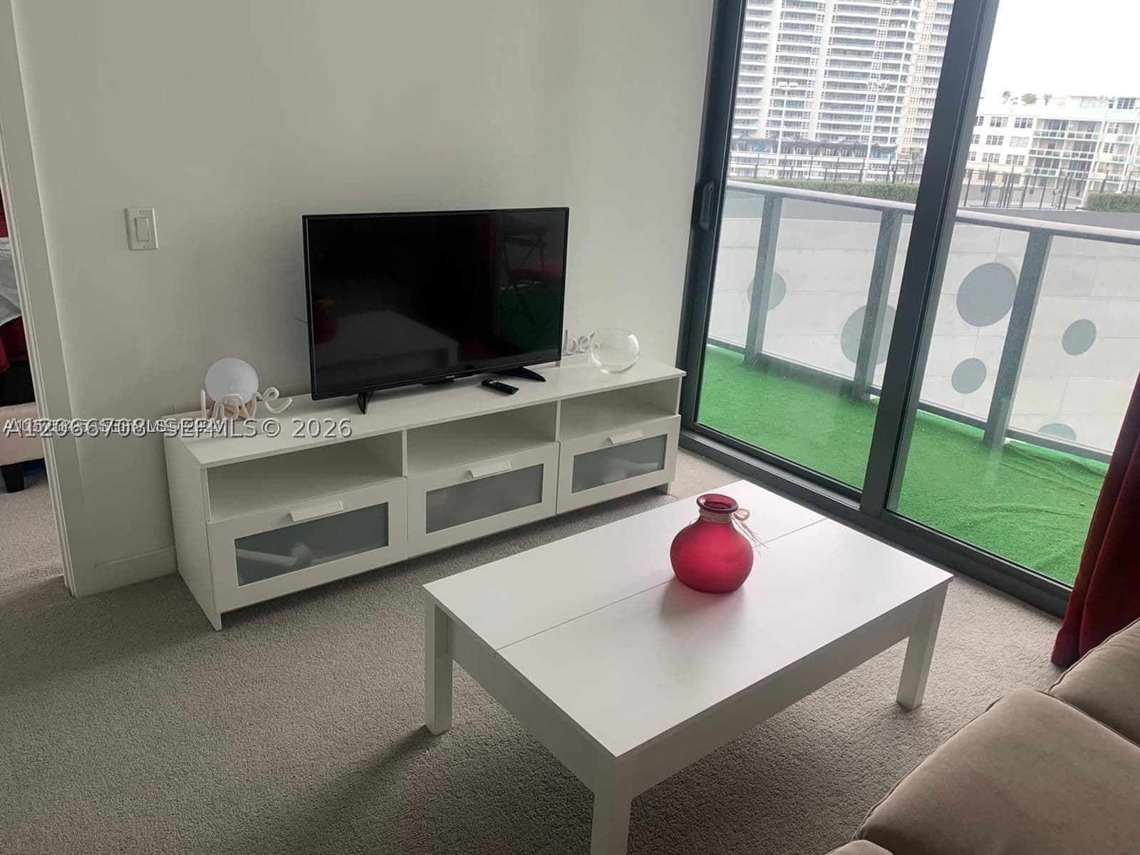 1-bedroom Condo — 501 31st St #804, Miami, FL 33137