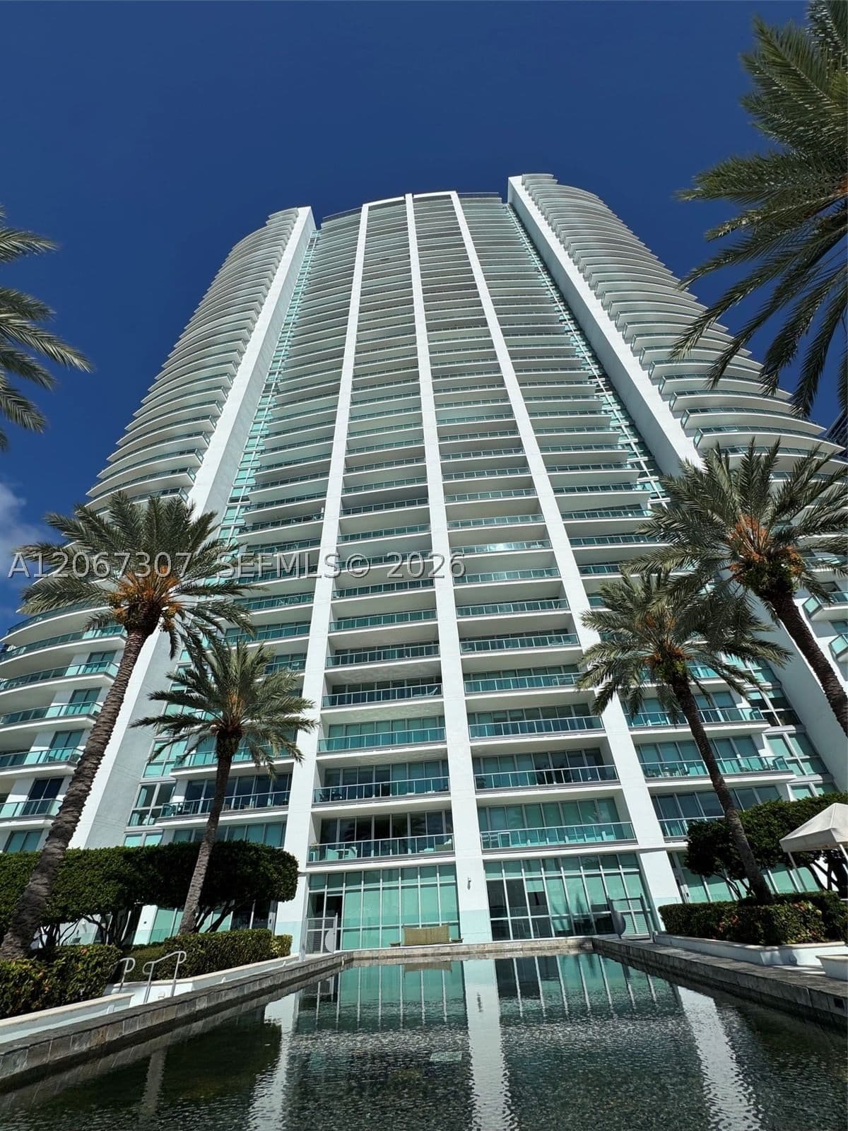 2+1 Condo — 1331 Brickell Bay Dr #1708, Miami, FL 33131