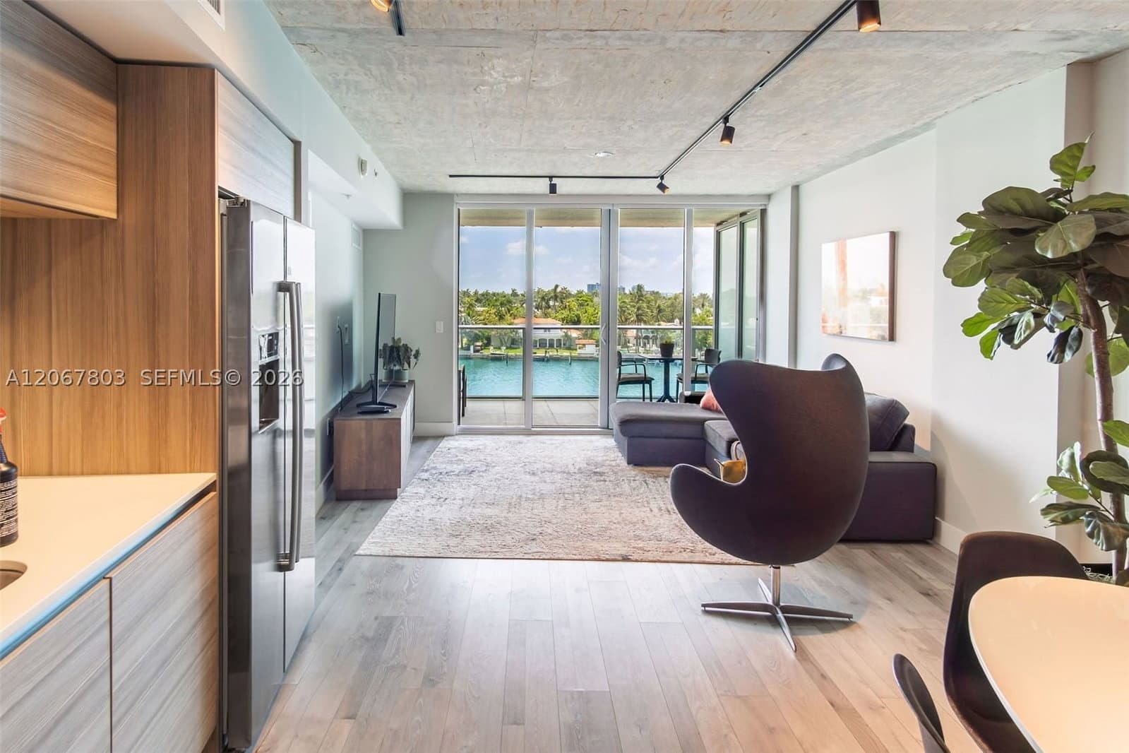 2+1 Condo — 6620 Indian Creek Dr #509, Miami Beach, FL 33141