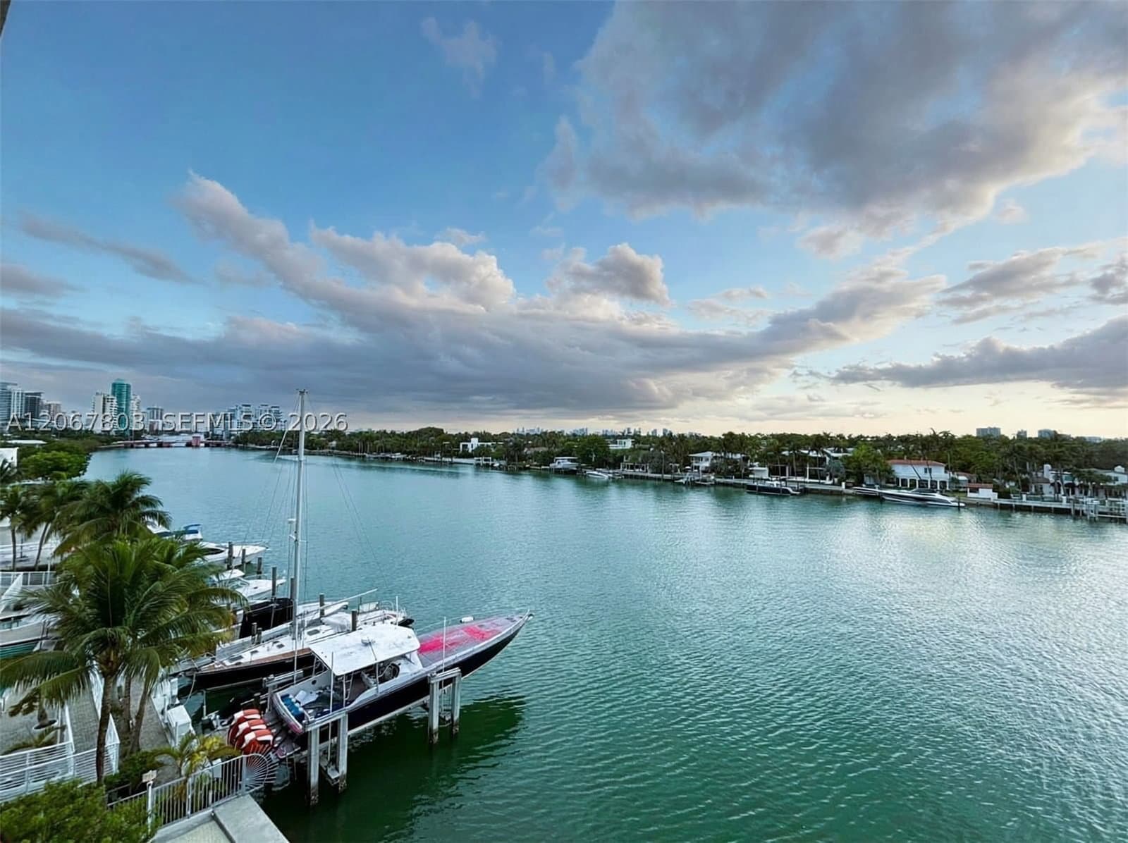 2+1 Condo — 6620 Indian Creek Dr #509, Miami Beach, FL 33141