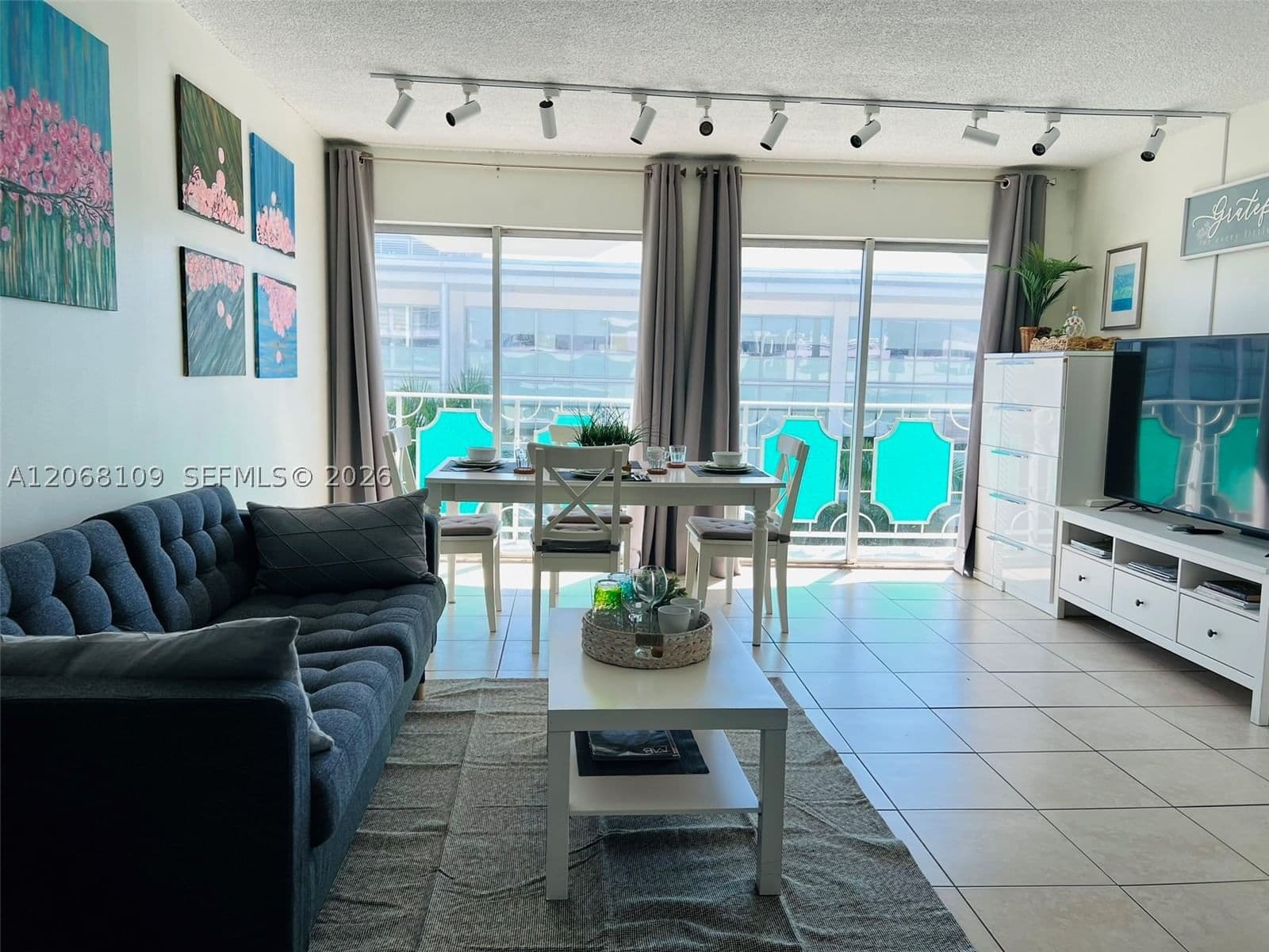 1+1 Condo — 1732 Meridian Ave #701, Miami Beach, FL 33139