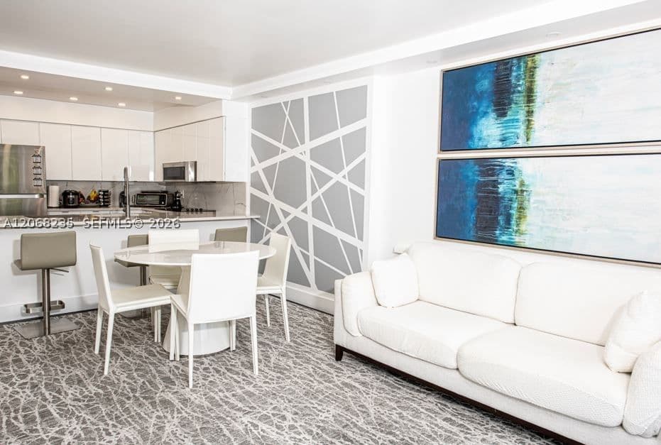 1+1 Condo — 401 Ocean Dr #303, Miami Beach, FL 33139