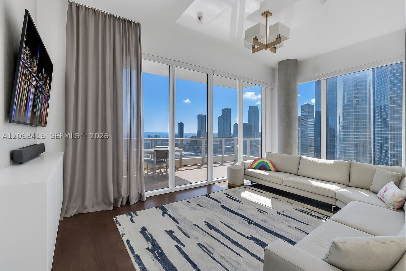 3+1 Condo — 900 Brickell Key Blvd #2904, Miami, FL 33131