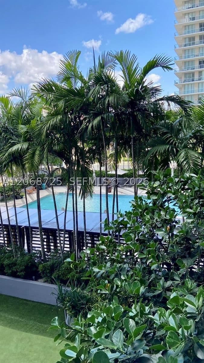 1-bedroom Condo — 121 34th St #915, Miami, FL 33137