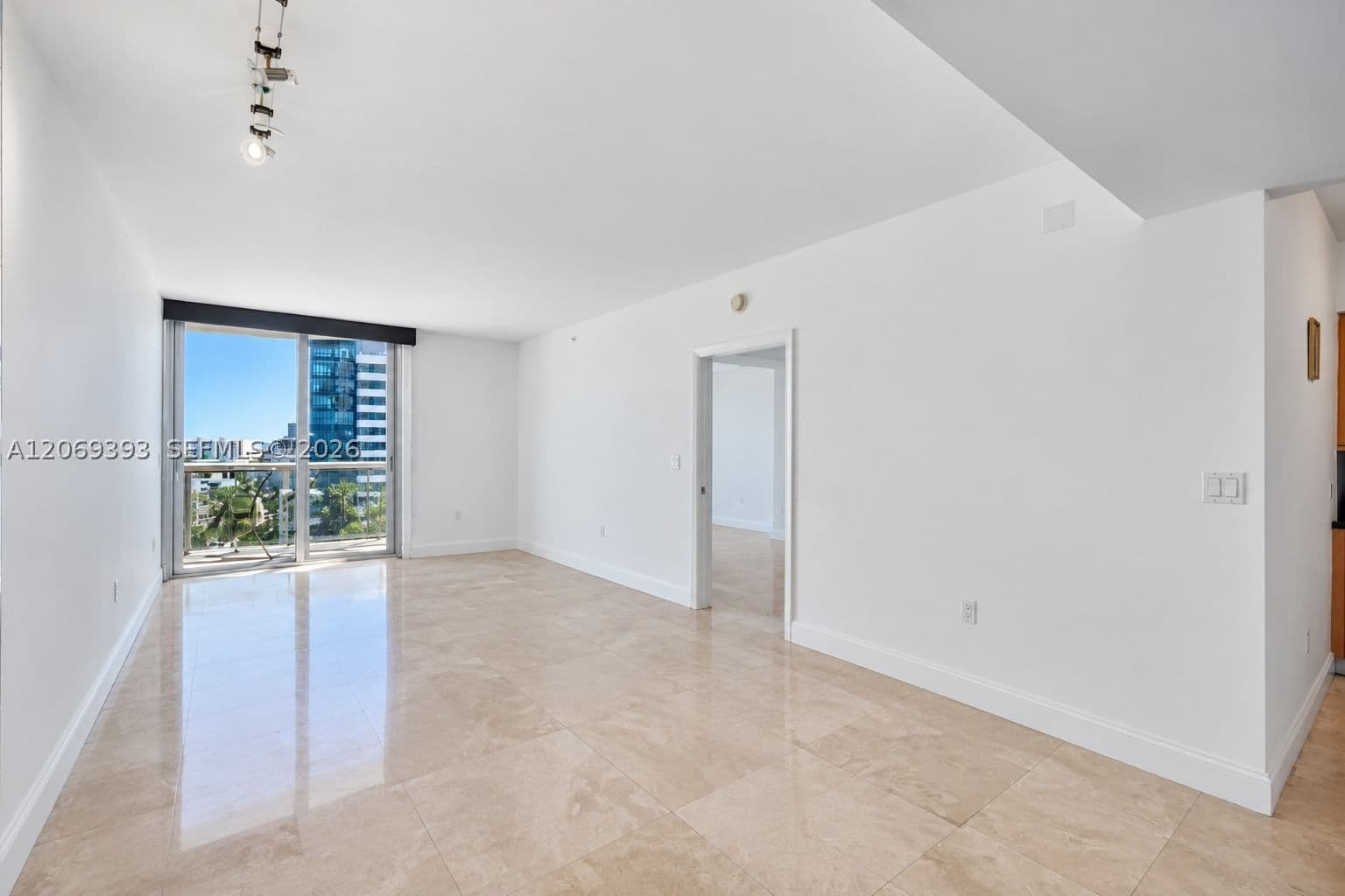 1+1 Daire — 6365 Collins Ave #2805, Miami Beach, FL 33141