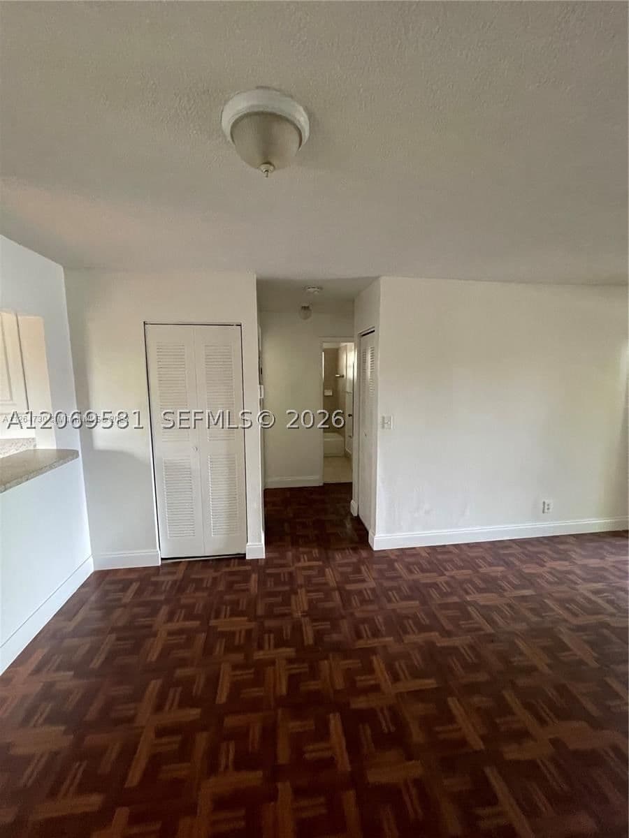 2+1 Mülk — 3677 Florida Ave #3677, Miami, FL 33133