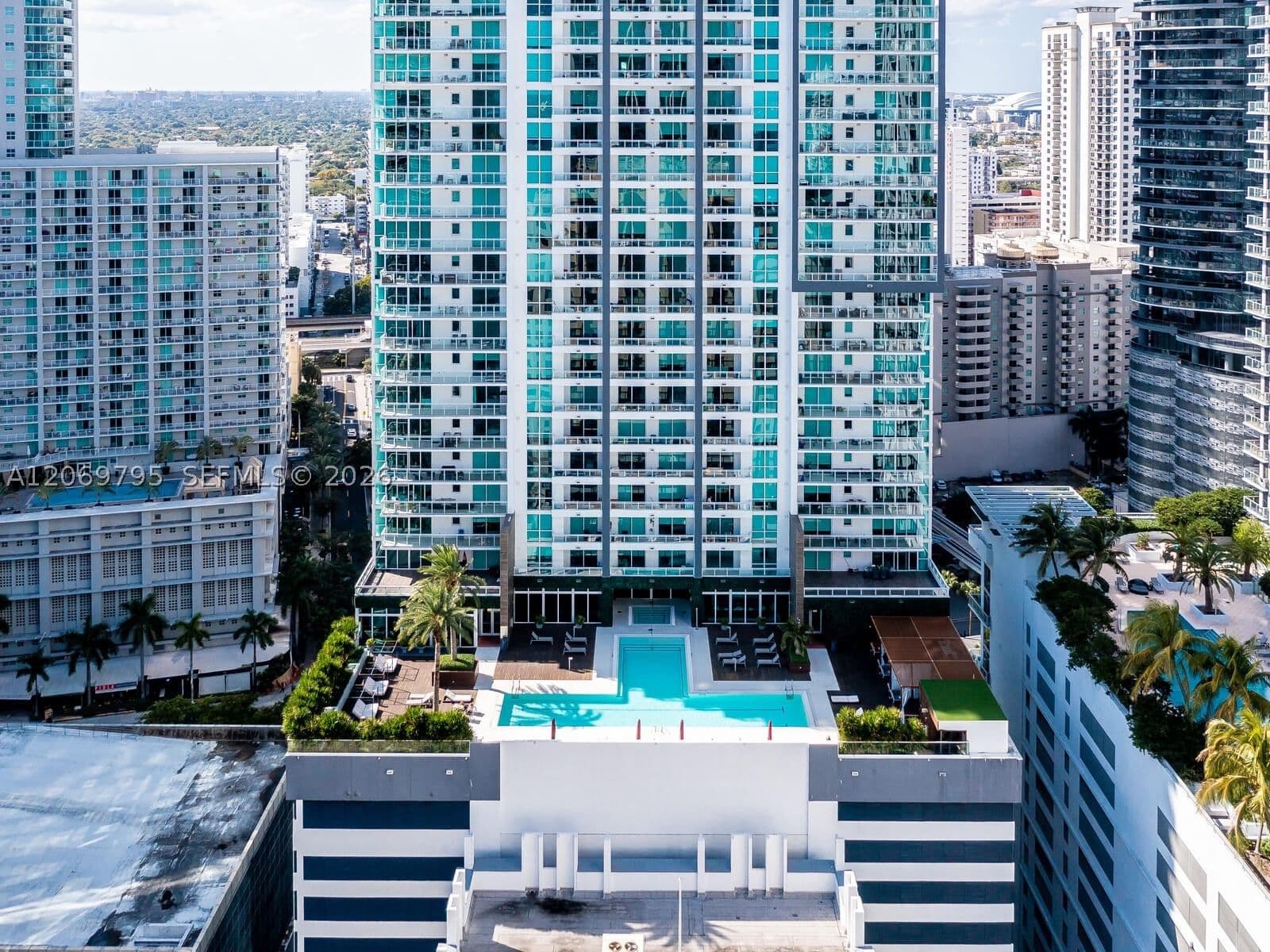 1-bedroom Condo — 1080 Brickell Ave #2206, Miami, FL 33131