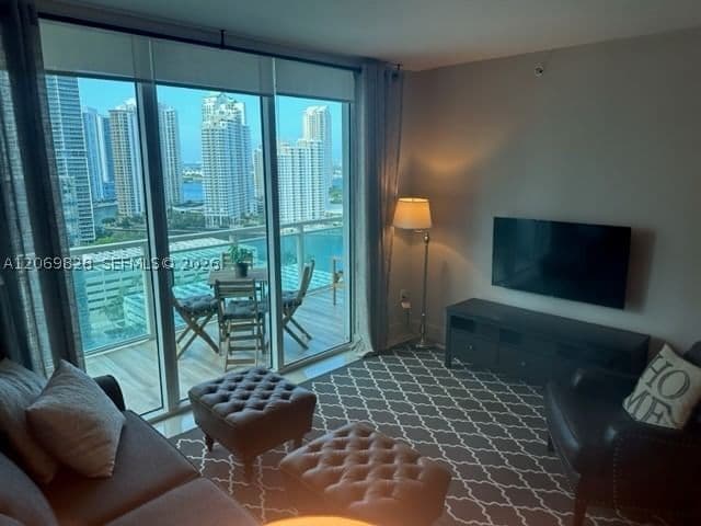 2+1 Condo — 950 Brickell Bay Dr #2104, Miami, FL 33131