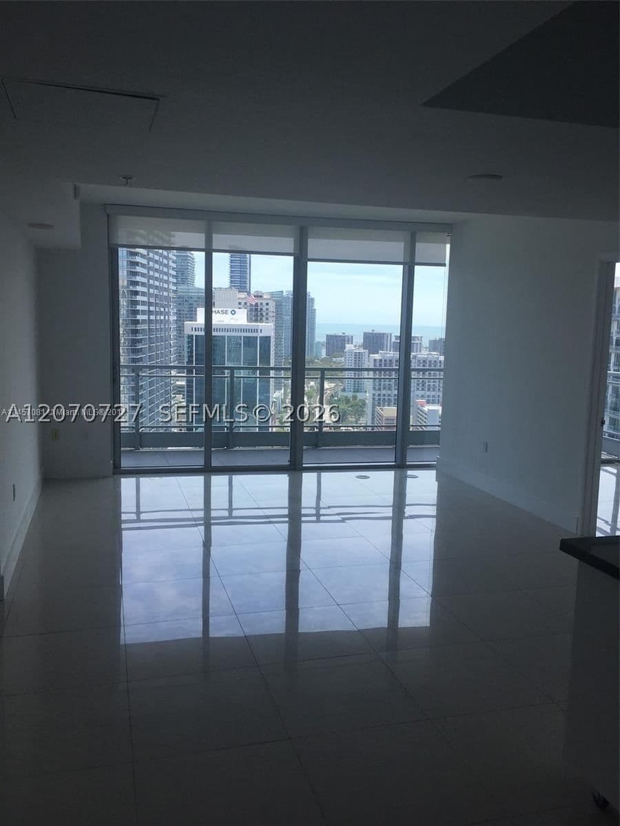 2+1 Condo — 92 3rd St #3402, Miami, FL 33130