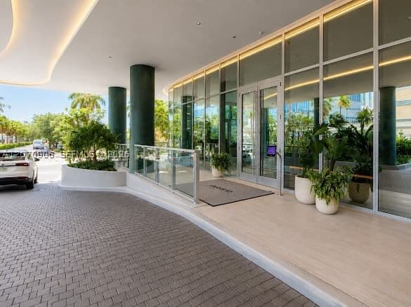 3+1 Condo — 1400 Biscayne Blvd #3401, Miami, FL 33132
