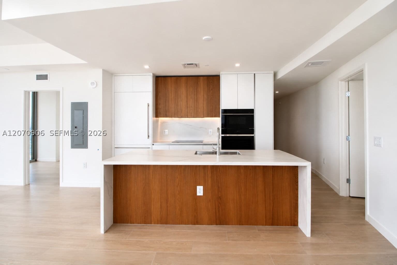 3+1 Condo — 1400 Biscayne Blvd #3401, Miami, FL 33132