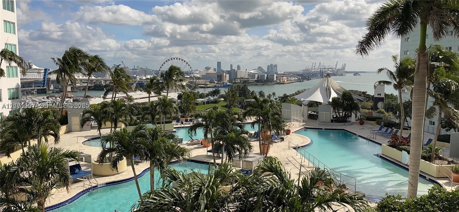 1+1 Condo — 244 Biscayne Blvd #3106, Miami, FL 33132