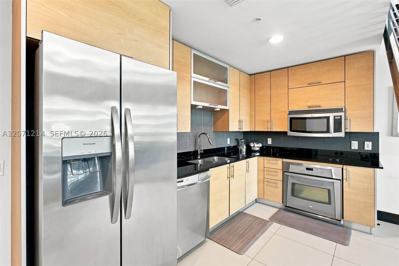 2+1 Condo — 60 13th St #4602, Miami, FL 33130