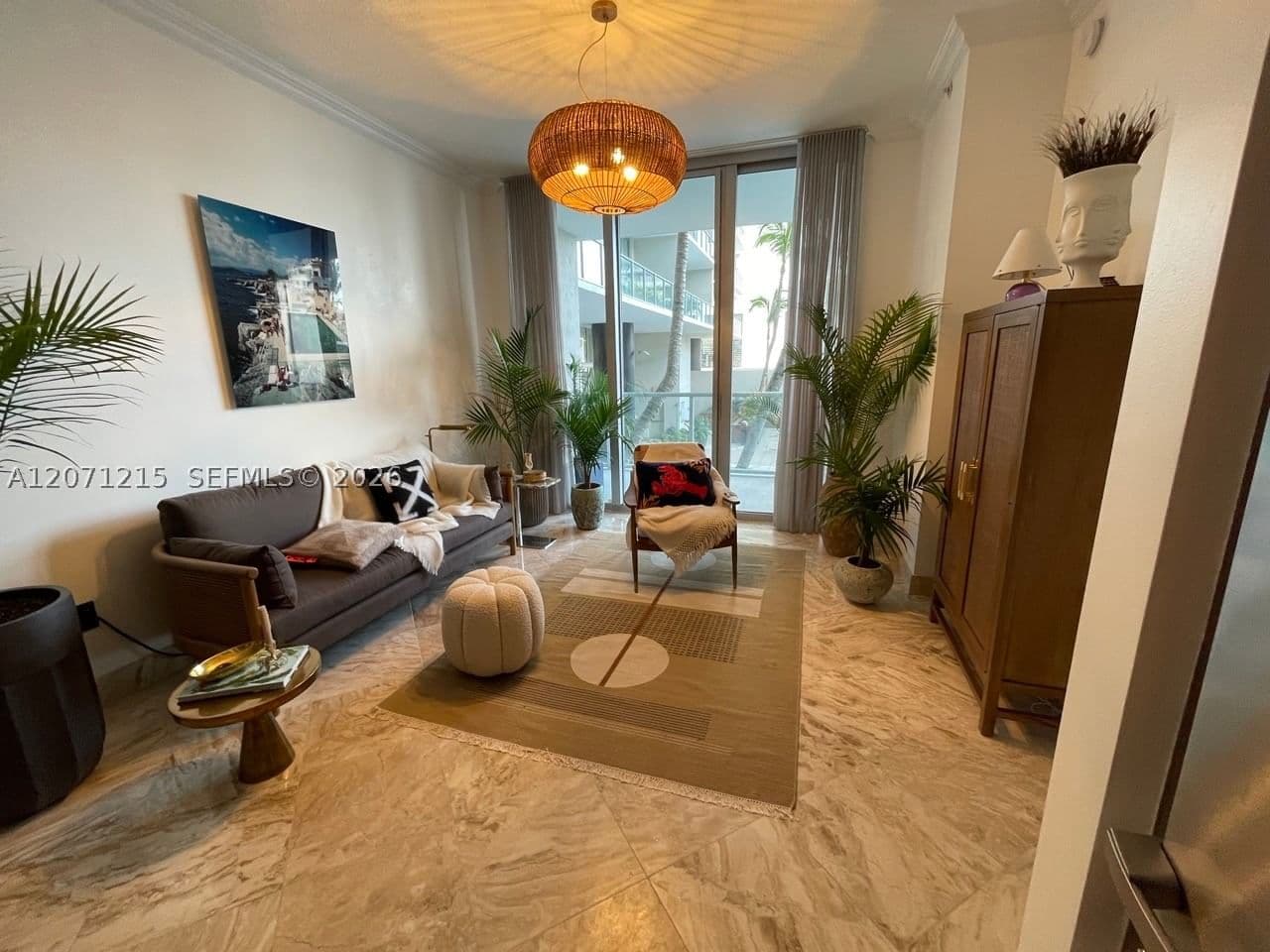 1+1 Condo — 3470 Coast Ave #H0806, Miami, FL 33137