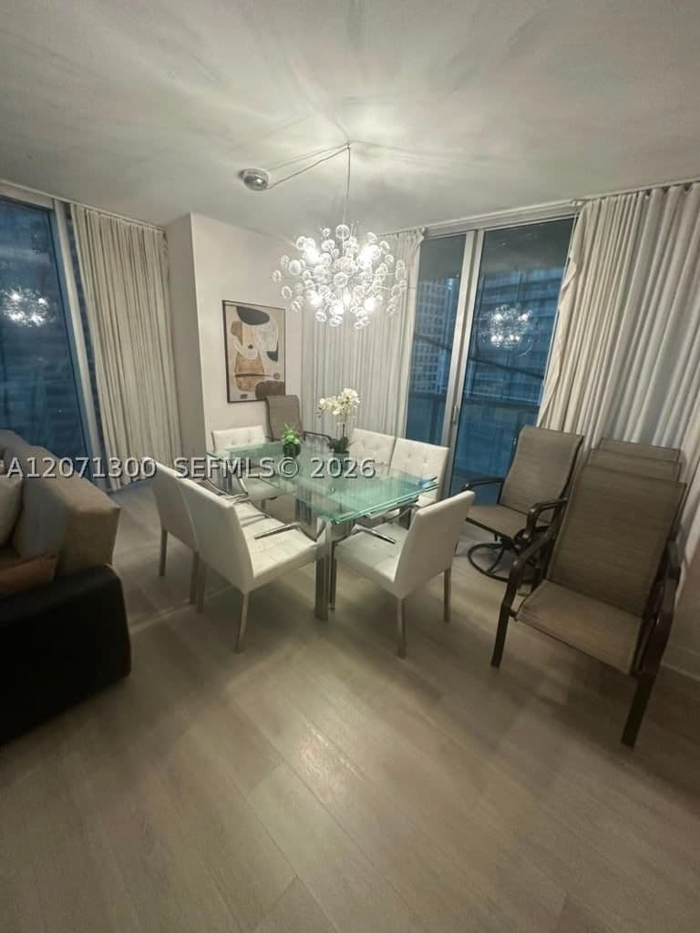 2-bedroom Apartment — 485 Brickell Ave #1908, Miami, FL 33131