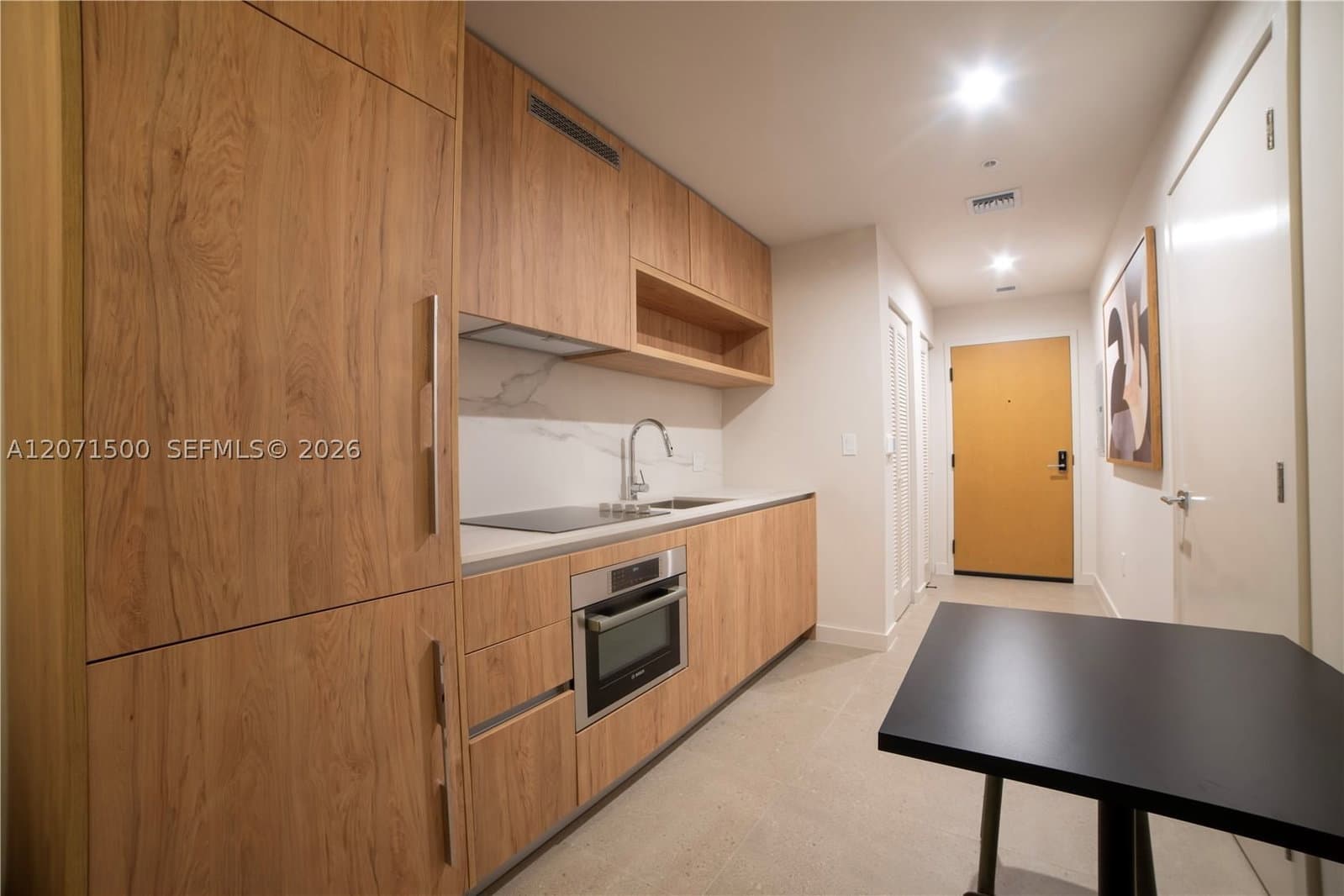 1+1 Condo — 11 6TH #1908, Miami, FL 33132