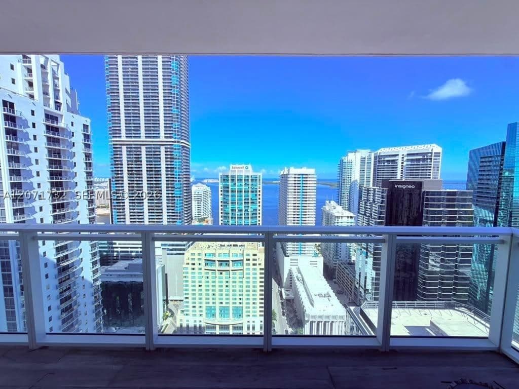 3-bedroom Condo — 1080 Brickell Ave #3600, Miami, FL 33131