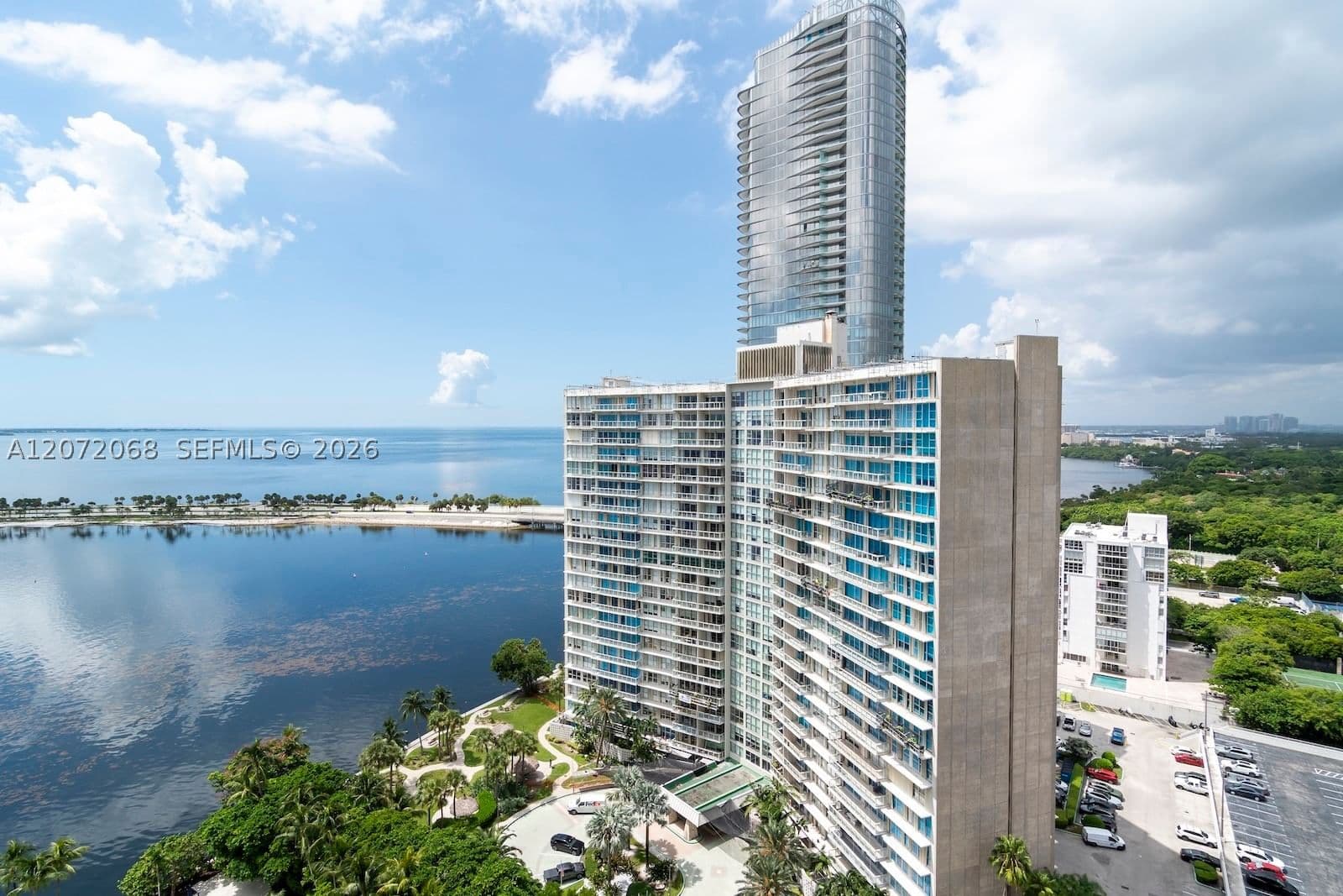 2+1 Condo — 2333 Brickell Ave #2212, Miami, FL 33129