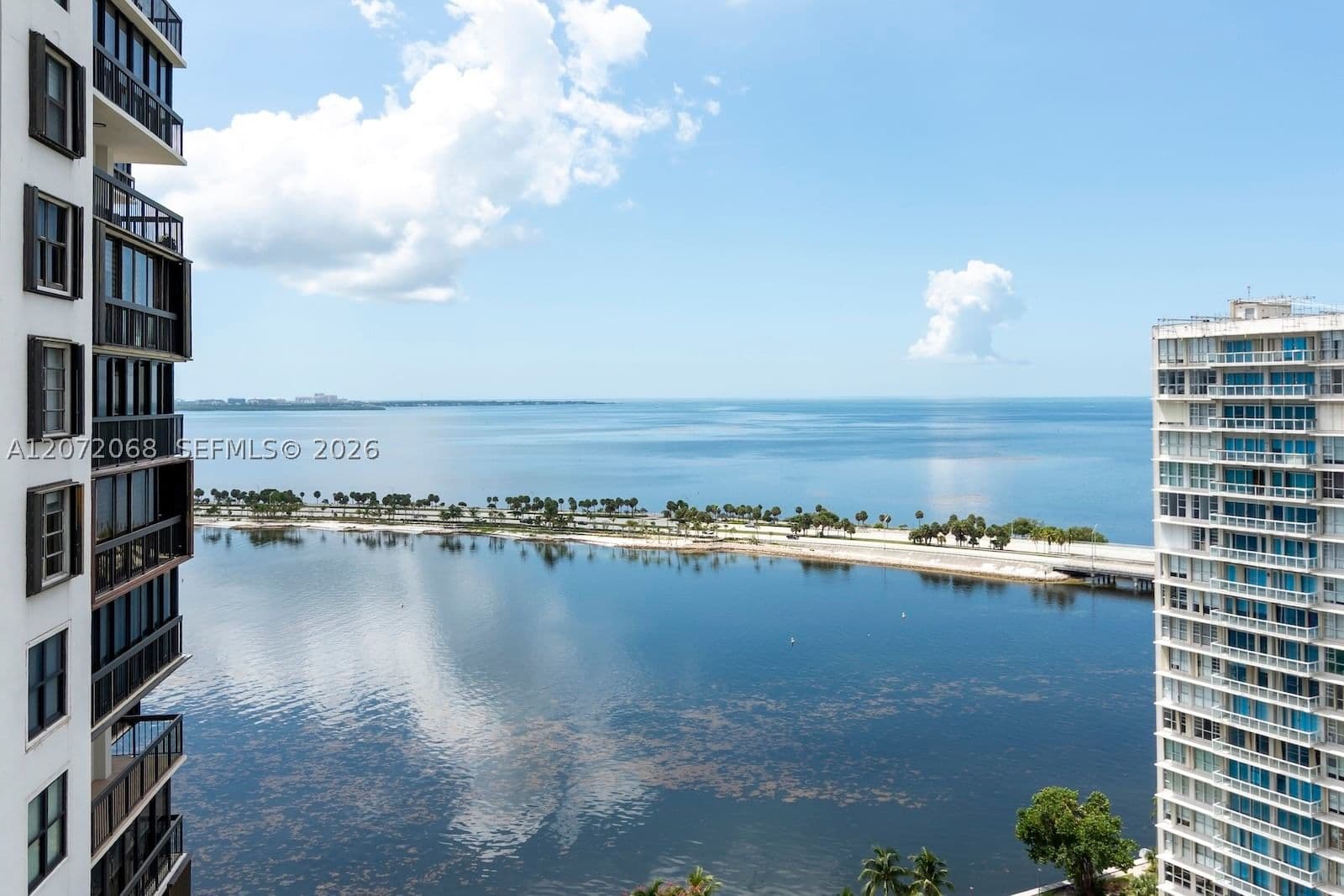 2+1 Condo — 2333 Brickell Ave #2212, Miami, FL 33129