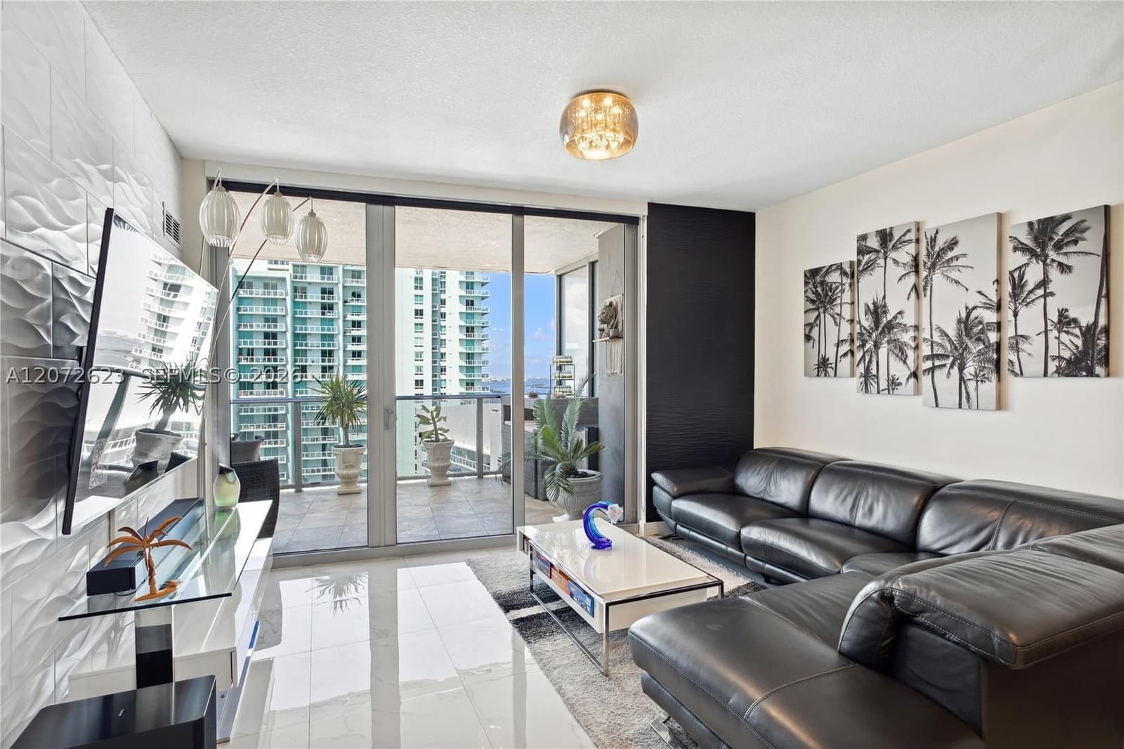 1+1 Condo — 488 18th St #4307, Miami, FL 33132