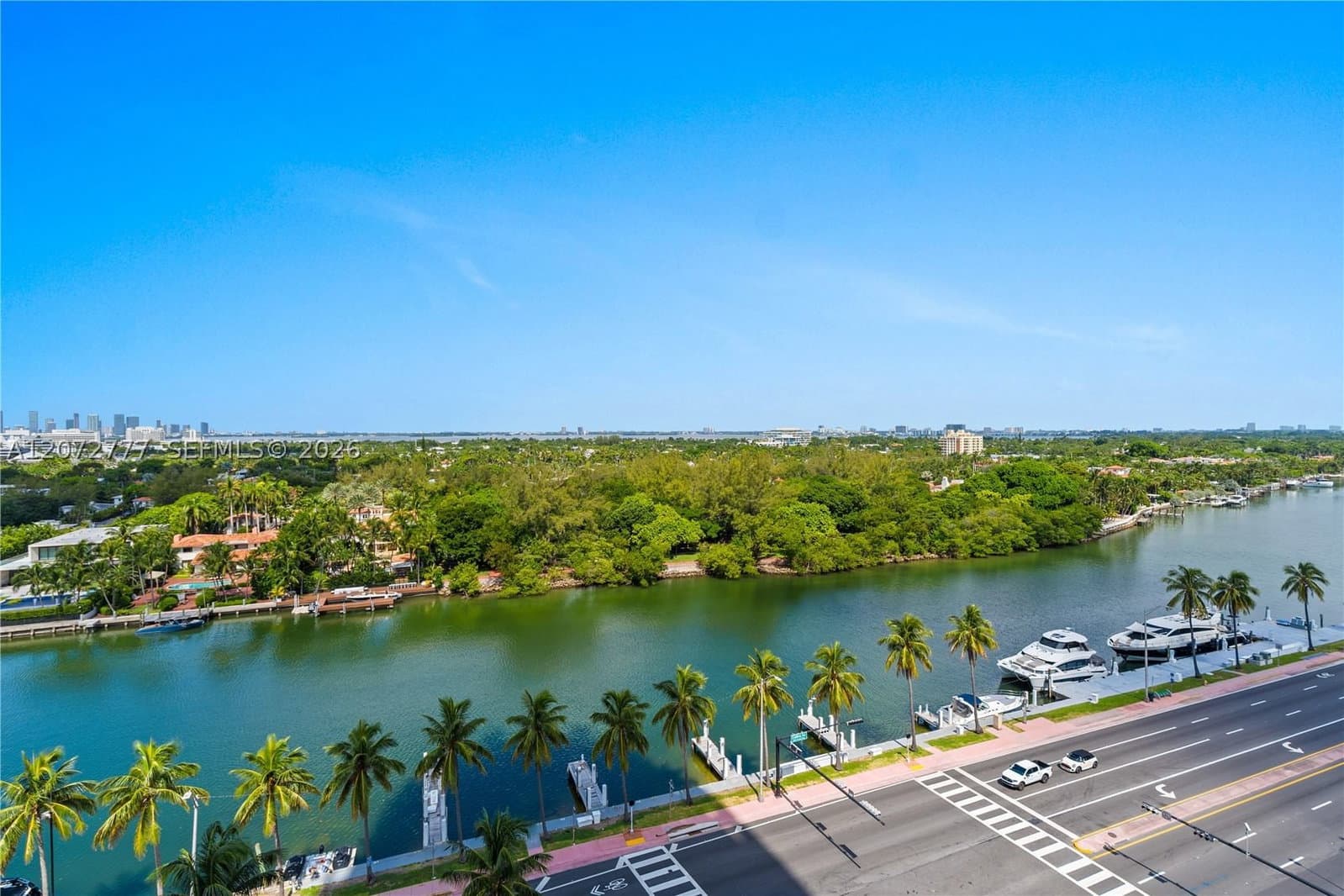 1+1 Condo — 4401 Collins Ave #1115, Miami Beach, FL 33140