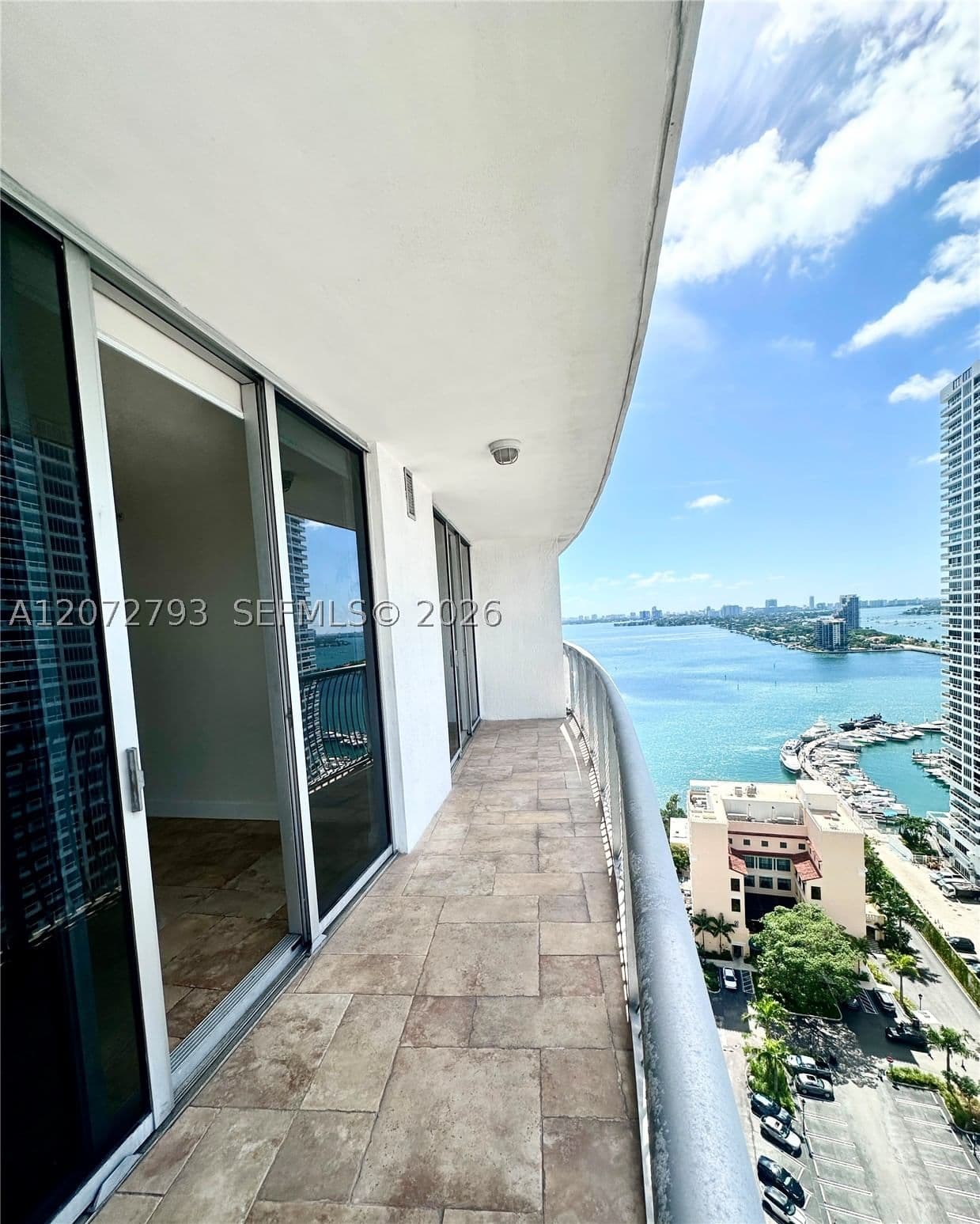 1+1 Condo — 1750 Bayshore Dr #2406, Miami, FL 33132