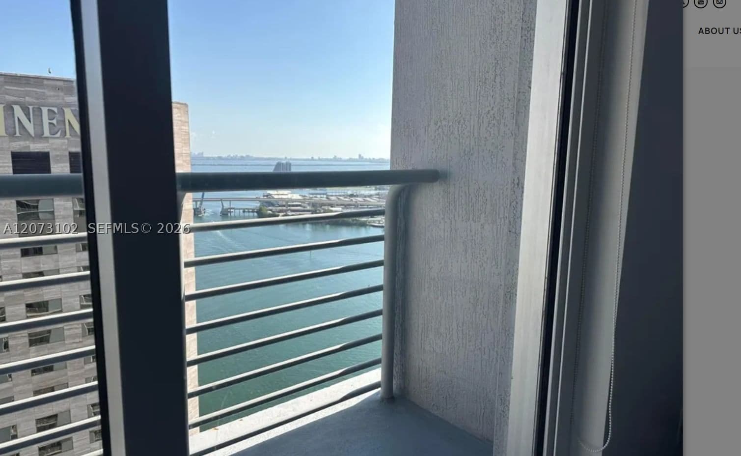 Condo — 335 Biscayne Blvd #3706, Miami, FL 33131