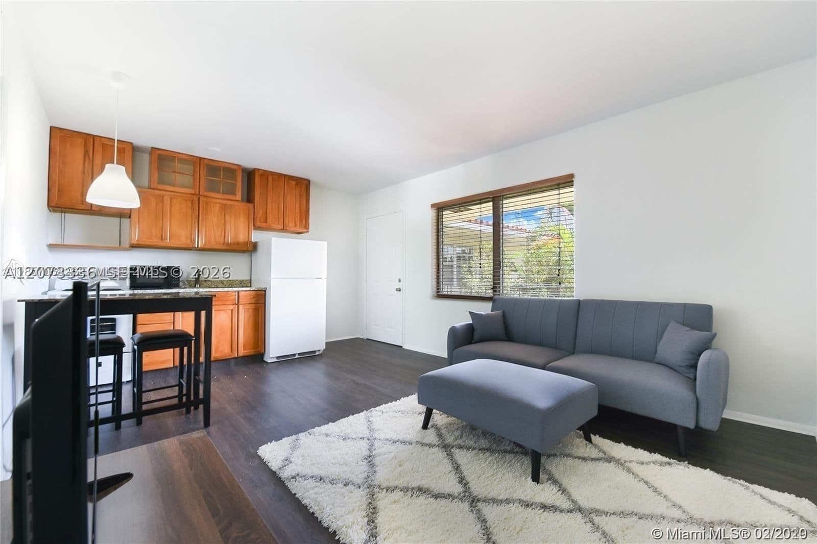 1+1 Condo — 345 Michigan Ave #17, Miami Beach, FL 33139