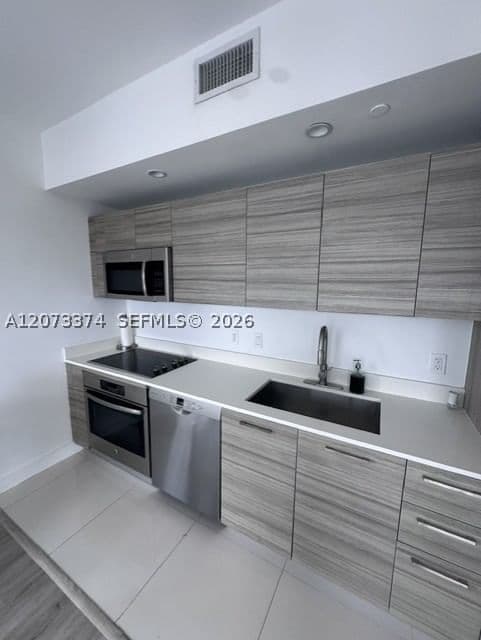 2+1 Condo — 121 34th St #1001, Miami, FL 33137