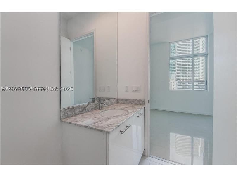 2-bedroom Condo — 500 Brickell Ave #1101, Miami, FL 33131