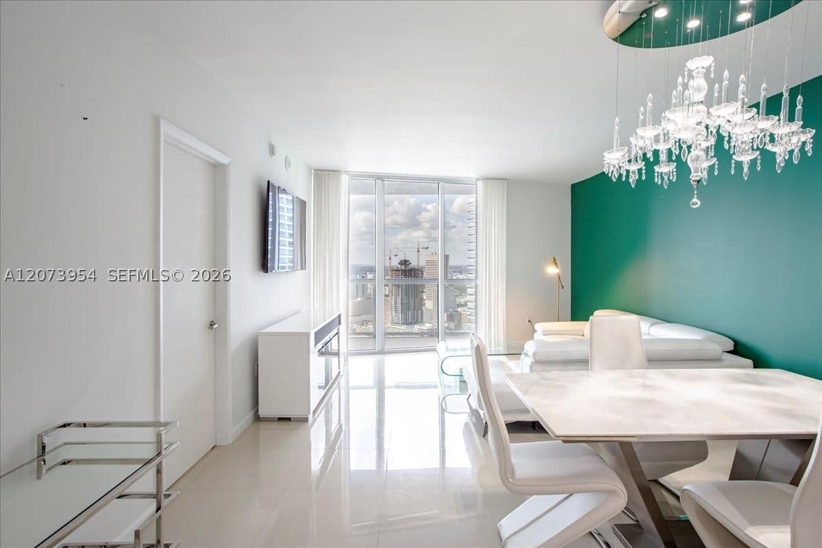 1+1 Condo — 465 Brickell Ave #4306, Miami, FL 33131