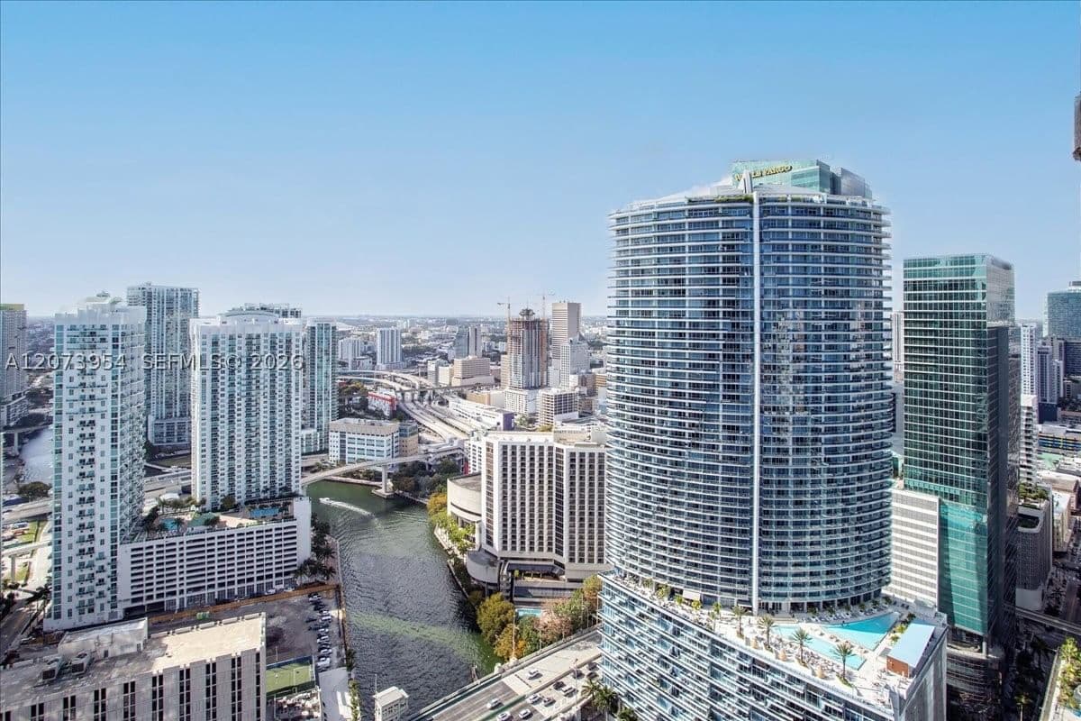 1+1 Condo — 465 Brickell Ave #4306, Miami, FL 33131