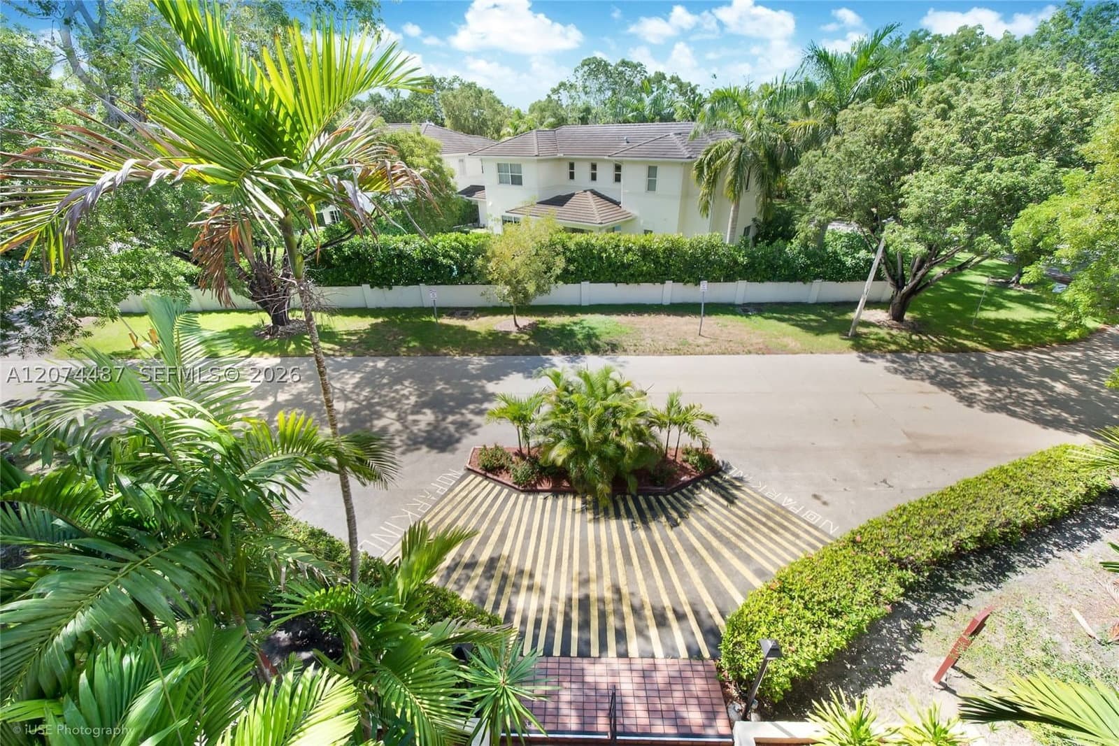1+1 Condo — 1205 Mariposa Ave #416, Coral Gables, FL 33146