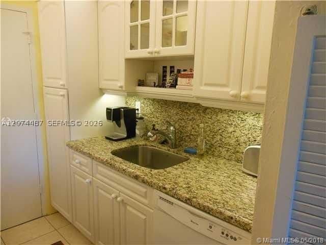 1+1 Condo — 1205 Mariposa Ave #416, Coral Gables, FL 33146
