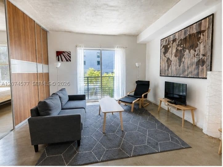 1+1 Condo — 234 3rd St #206, Miami, FL 33132