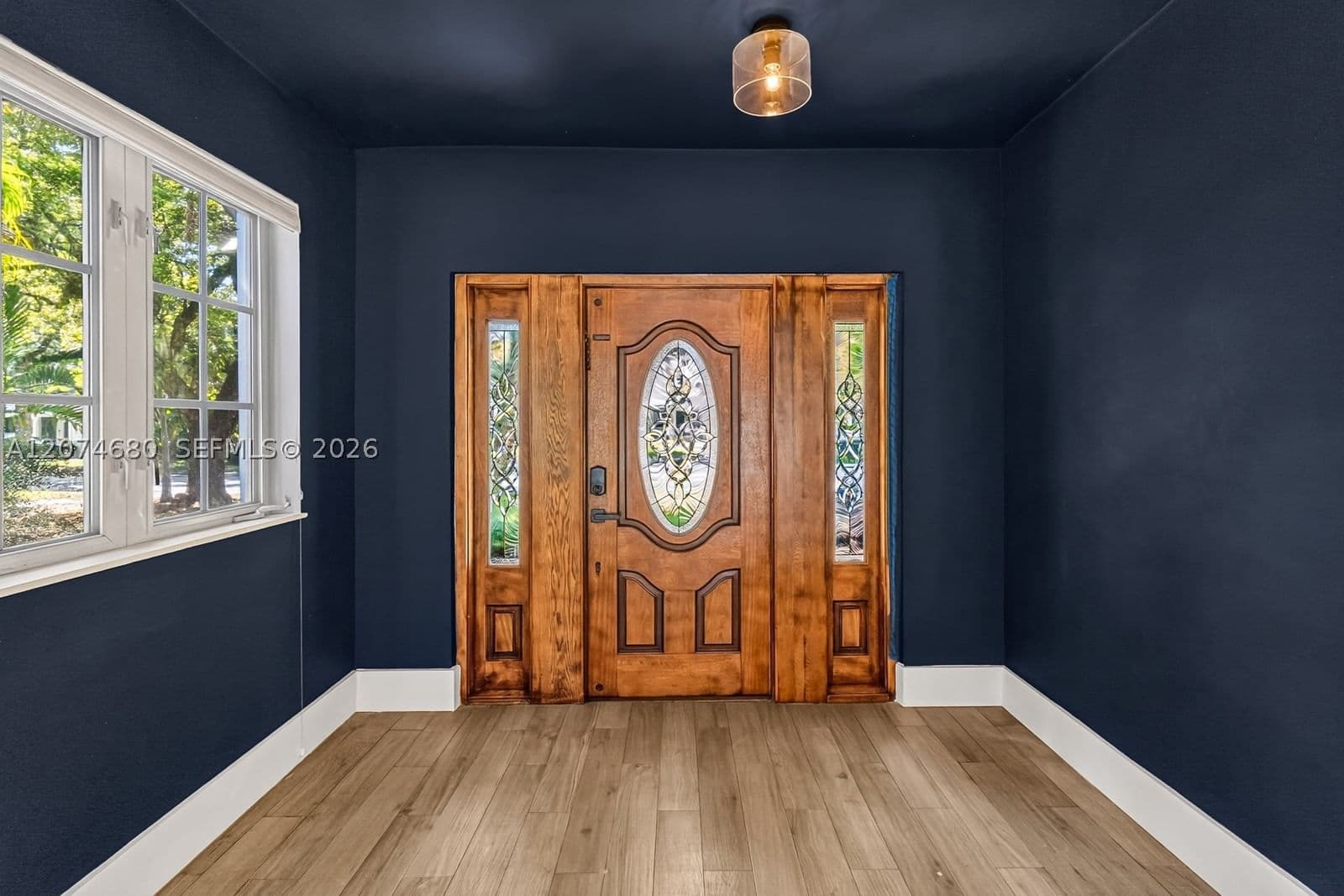 2+1 Müstakil ev — 447 Blue Rd, Coral Gables, FL 33146