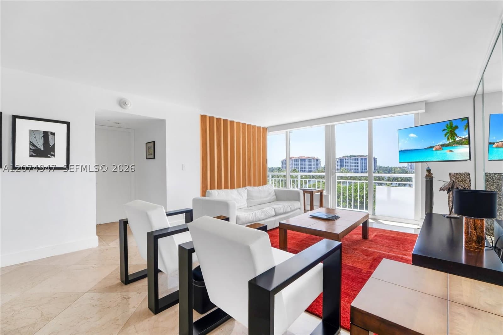 2+1 Condo — 400 Pointe Dr #505, Miami Beach, FL 33139