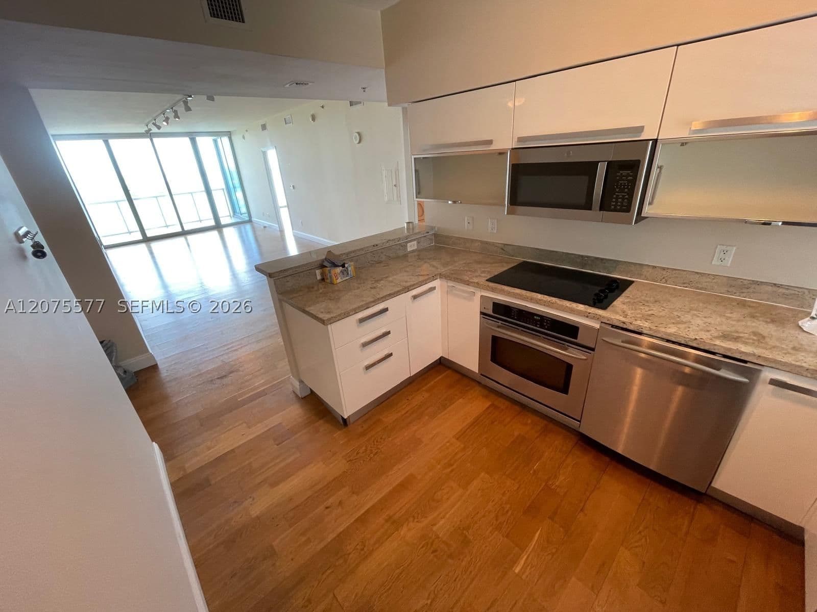 2+1 Condo — 601 36th St #1209, Miami, FL 33137