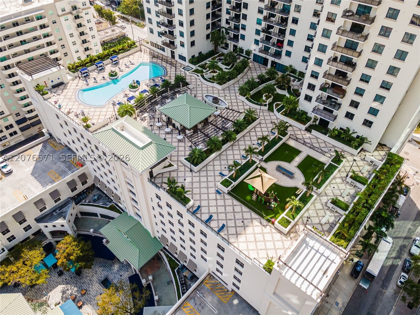 2-bedroom Condo — 999 1st Ave #1114, Miami, FL 33130