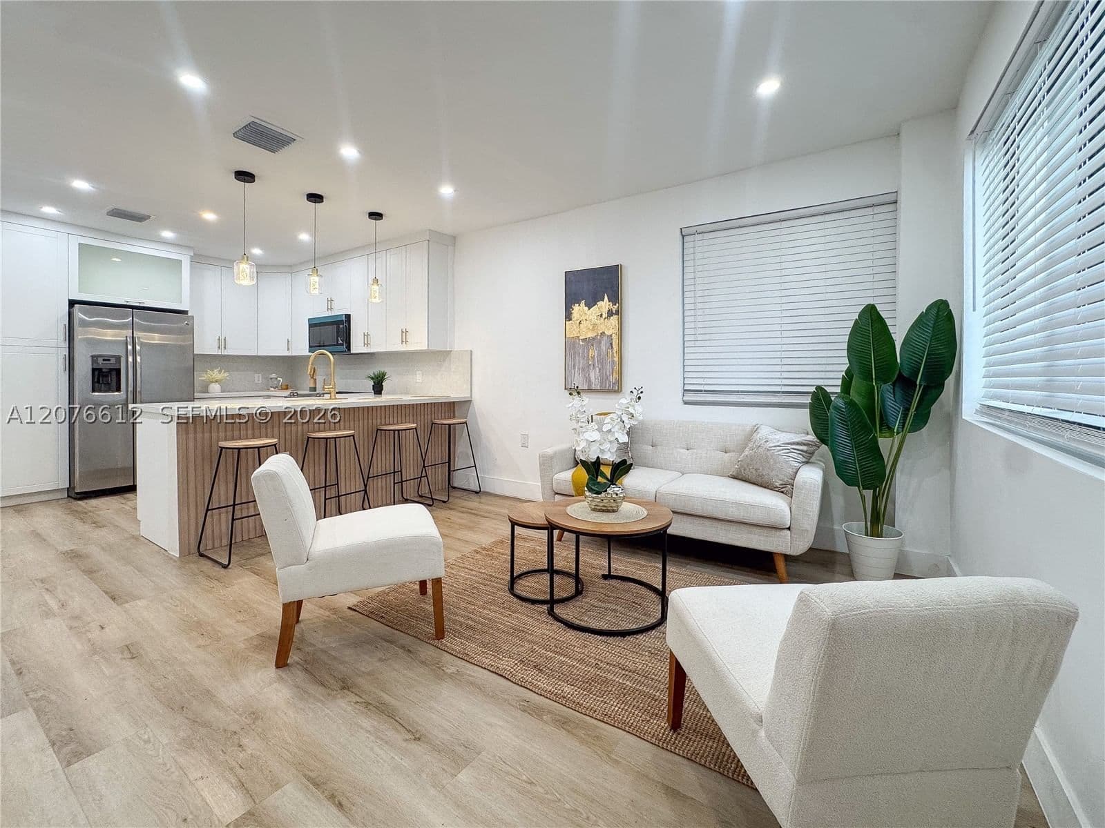 3+1 Müstakil ev — 2534 51st Ter, Miami, FL 33142