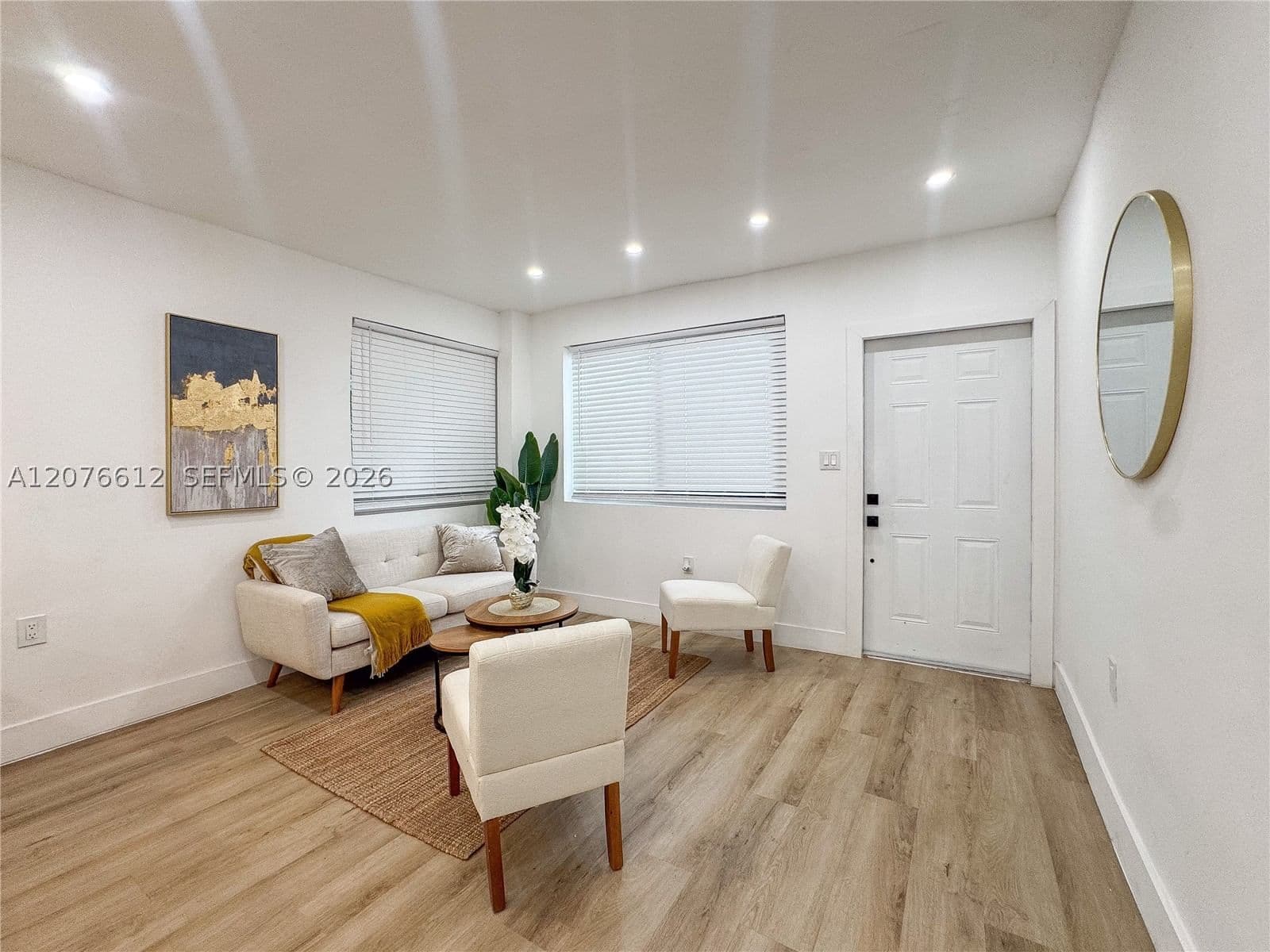 3+1 Müstakil ev — 2534 51st Ter, Miami, FL 33142