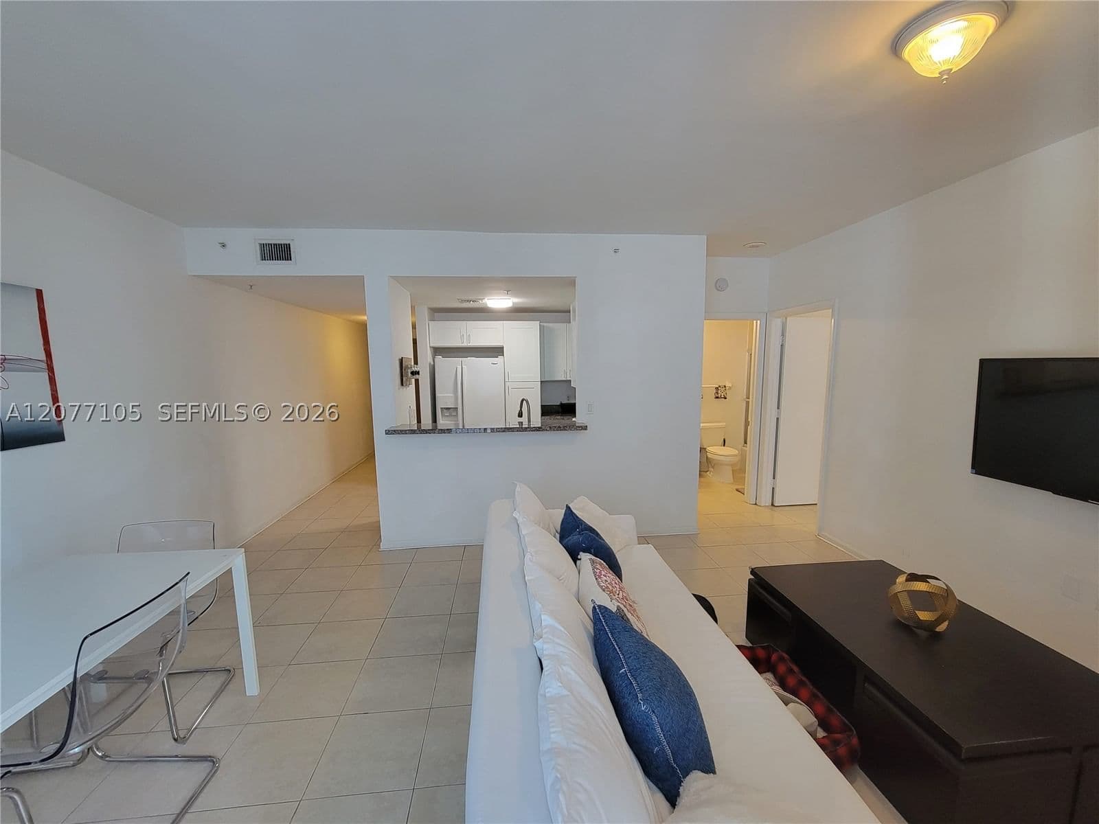 1-bedroom Condo — 185 14th Ter #1101, Miami, FL 33131