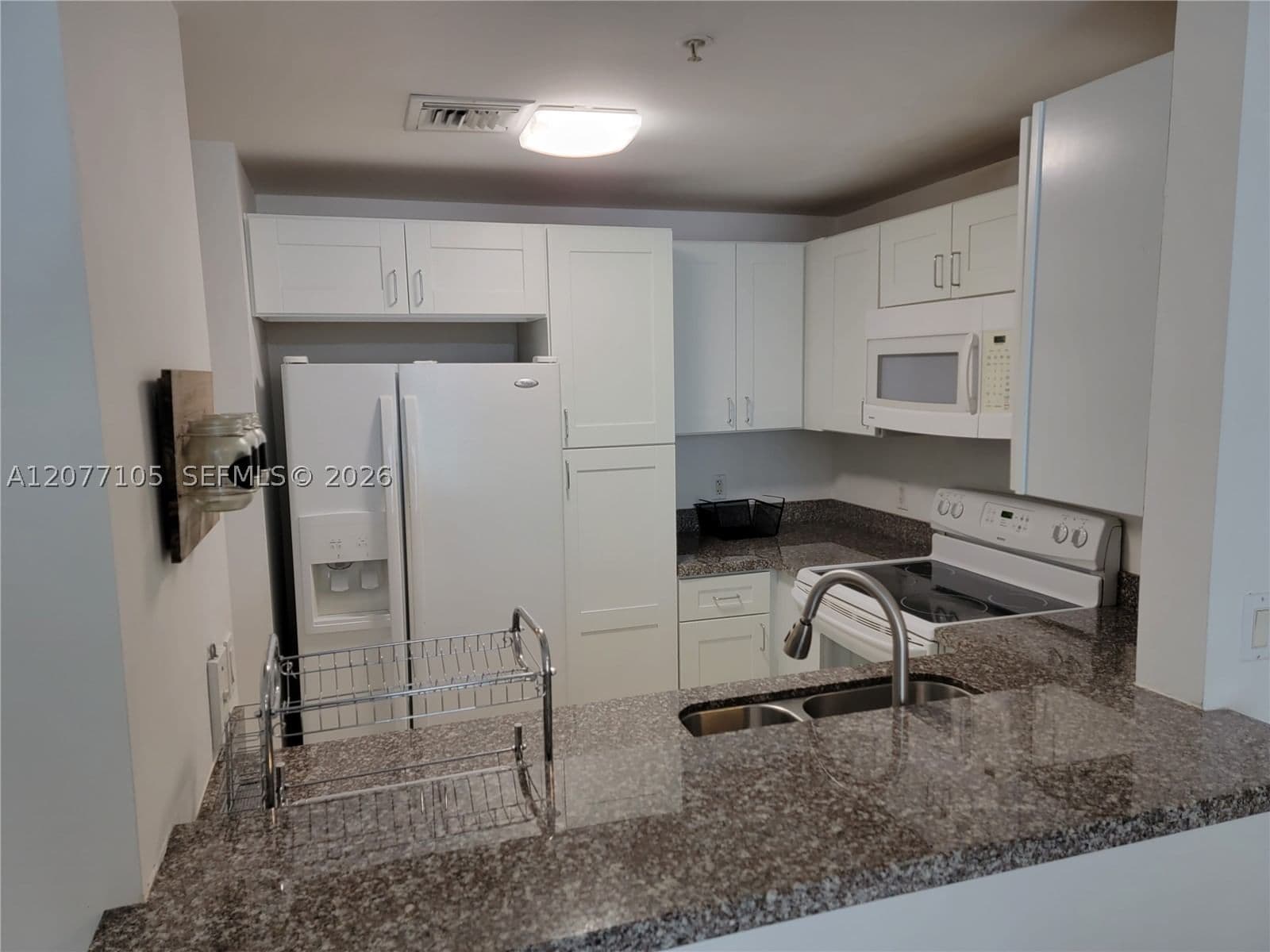 1-bedroom Condo — 185 14th Ter #1101, Miami, FL 33131