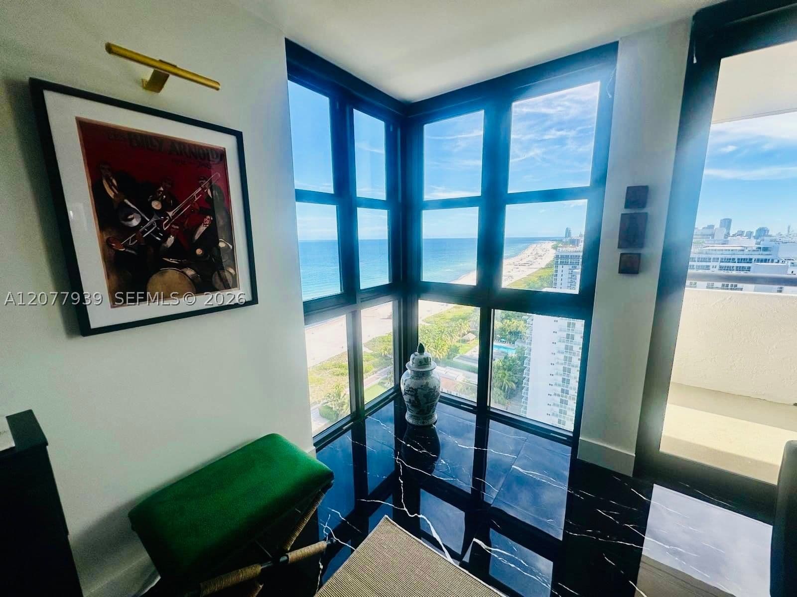 1-bedroom Condo — 2555 Collins Ave #PH114, Miami Beach, FL 33140