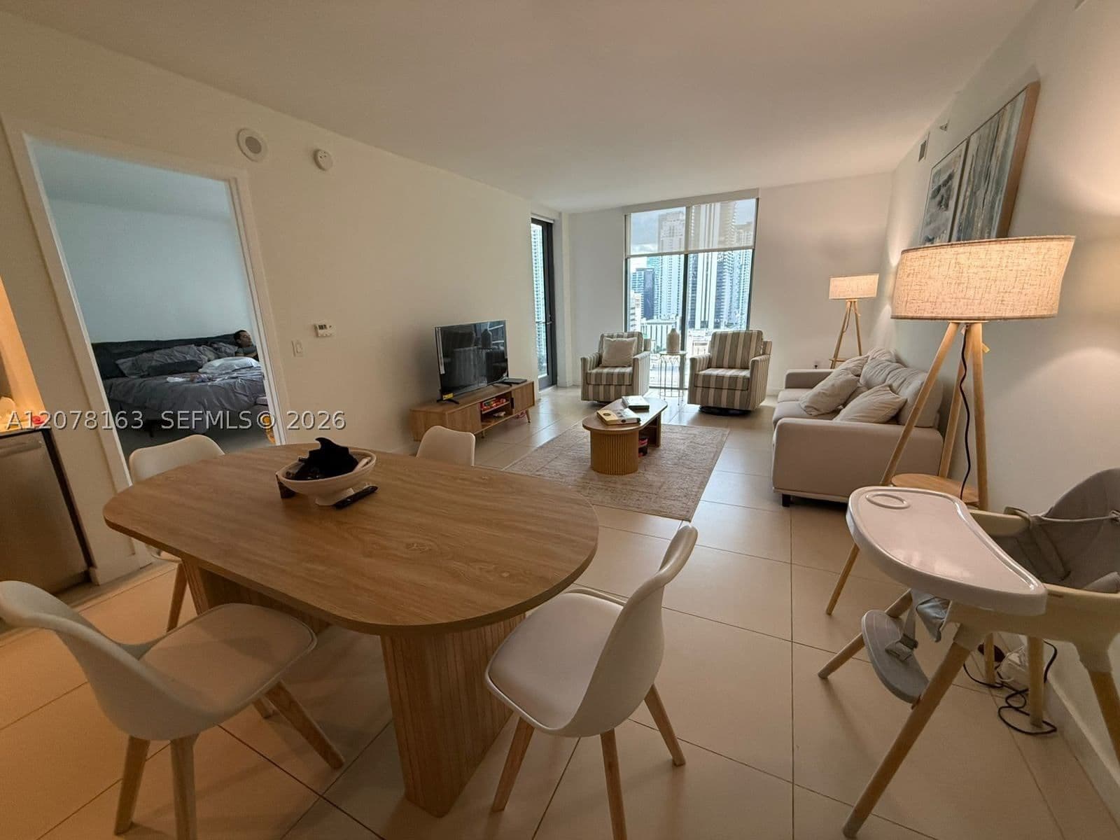 2+1 Daire — 31 6th St #2407, Miami, FL 33131