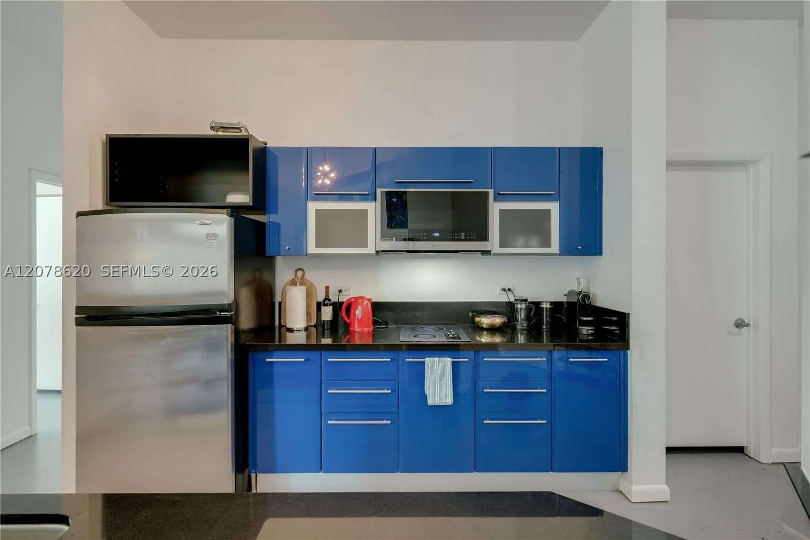 2+1 Condo — 253 2nd St #228, Miami, FL 33132