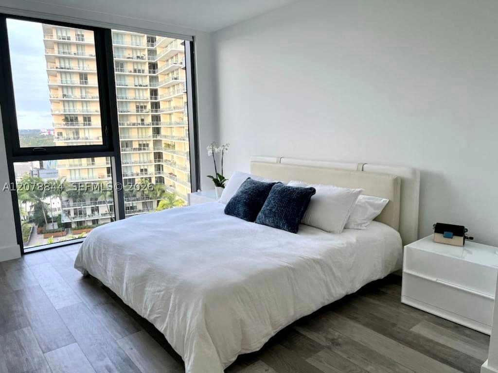 2-bedroom Condo — Miami, FL 33137