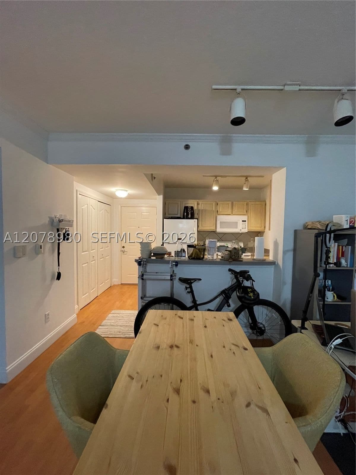 1-bedroom Condo — 2665 37th Ave #209, Miami, FL 33133
