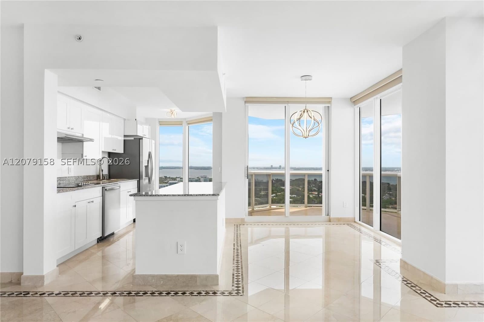 2+1 Condo — 4779 Collins Ave #2707, Miami Beach, FL 33140