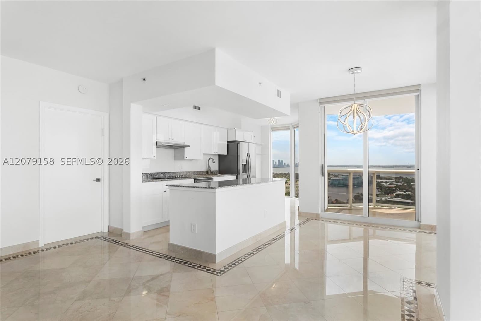 2+1 Condo — 4779 Collins Ave #2707, Miami Beach, FL 33140